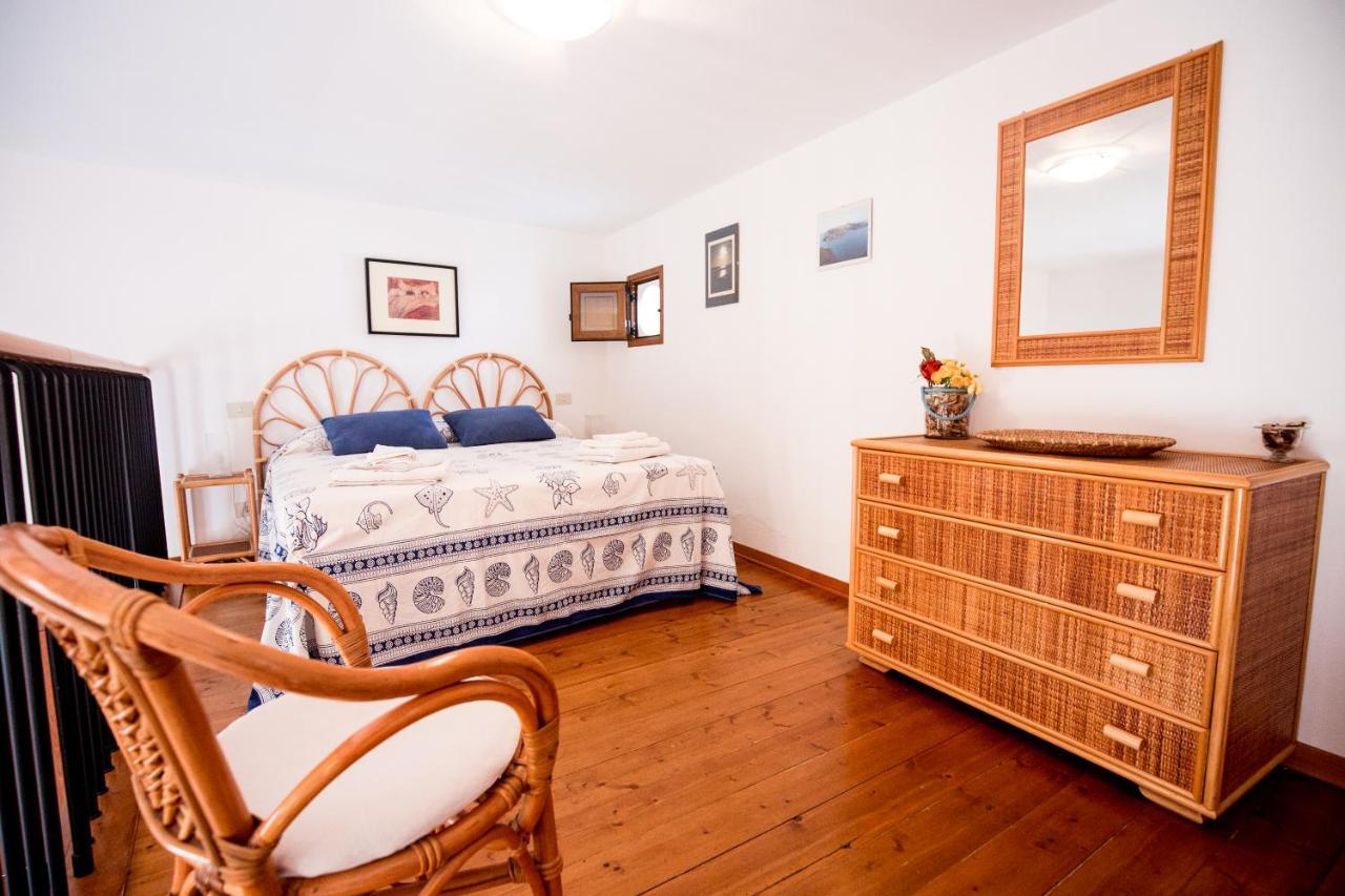 Casa Zu Peppino Apartman Lipari Kültér fotó